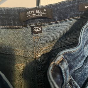 Juniors Judy Blue jeans 3/26